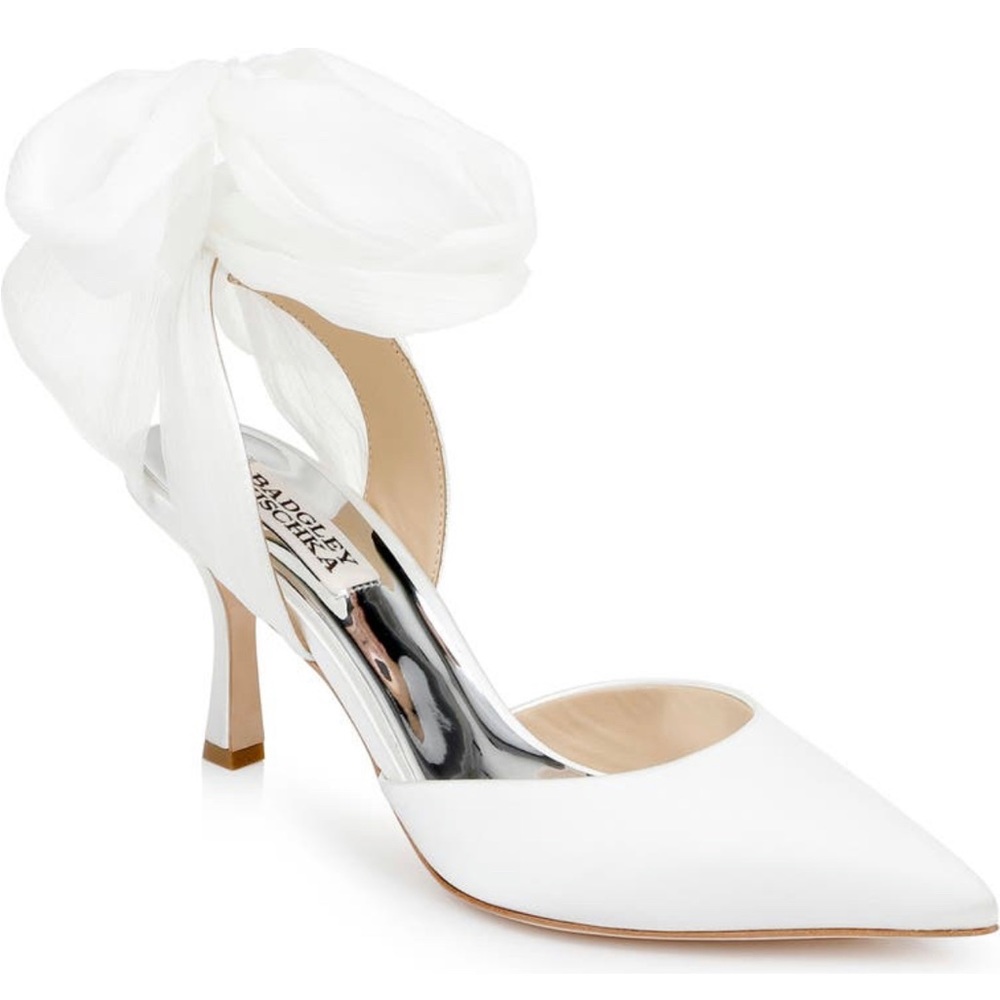 Badgley Mischka Blaze Pumps